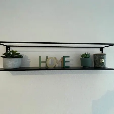 In Near The דירה *