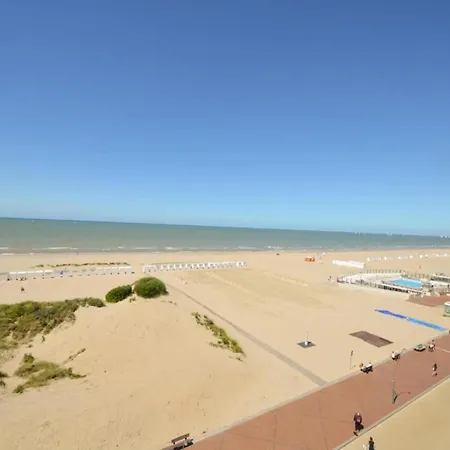 Plaza I1842 With Terrace And Side Sea View